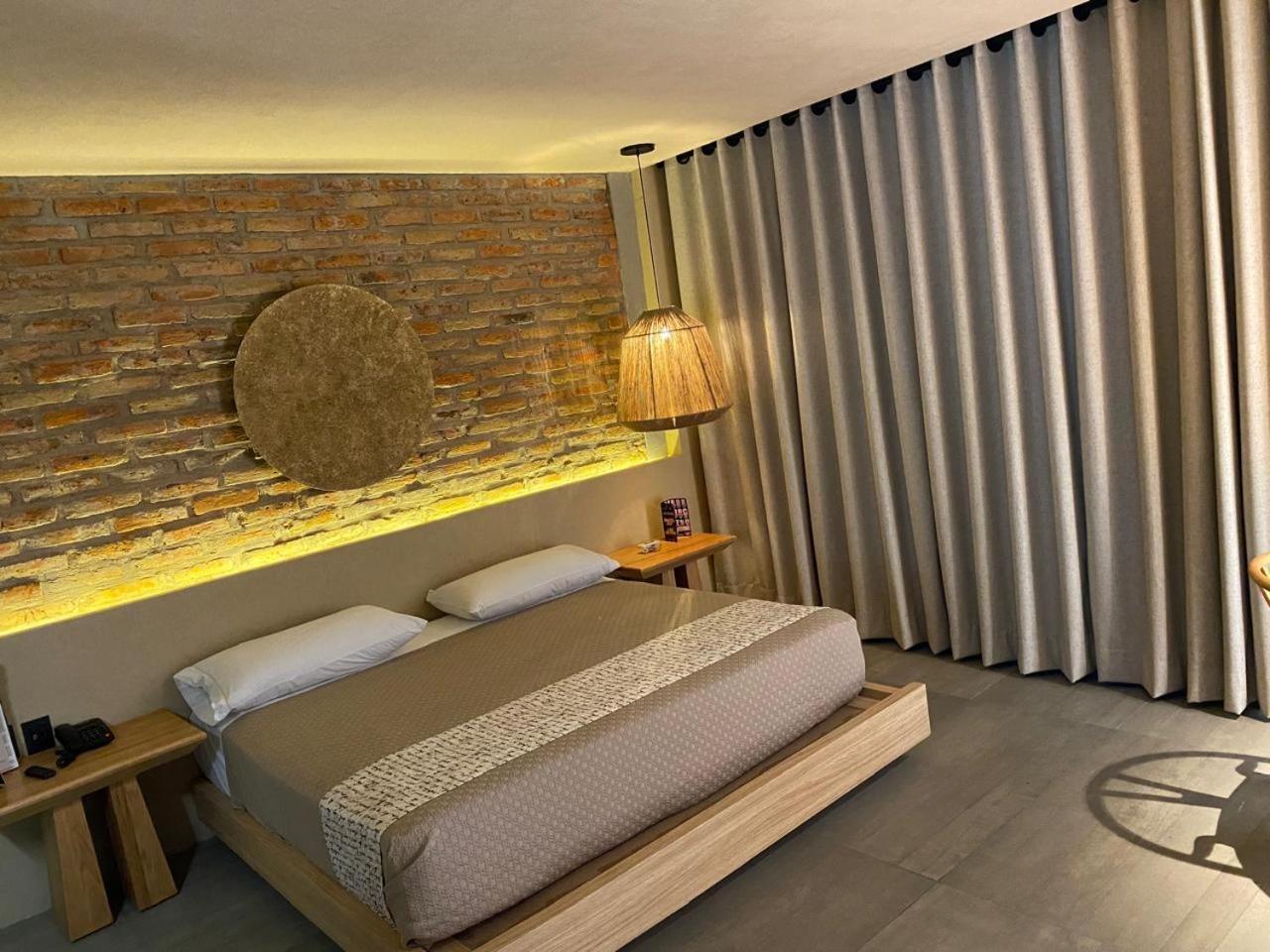 Motel London Concepcion del Valle Екстериор снимка